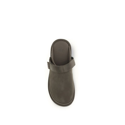 UGG Brown Calf Leather Bos Taurus Mules 1728,72470364320,Brown,EU40/US7,EU41/US8,EU42/US9,EU43/US10,EU44/US11,EU45/US12,EU46/US13,Flats - Shoes,Men,Mules - Flats - Shoes,New with tags,Shoes,UGG