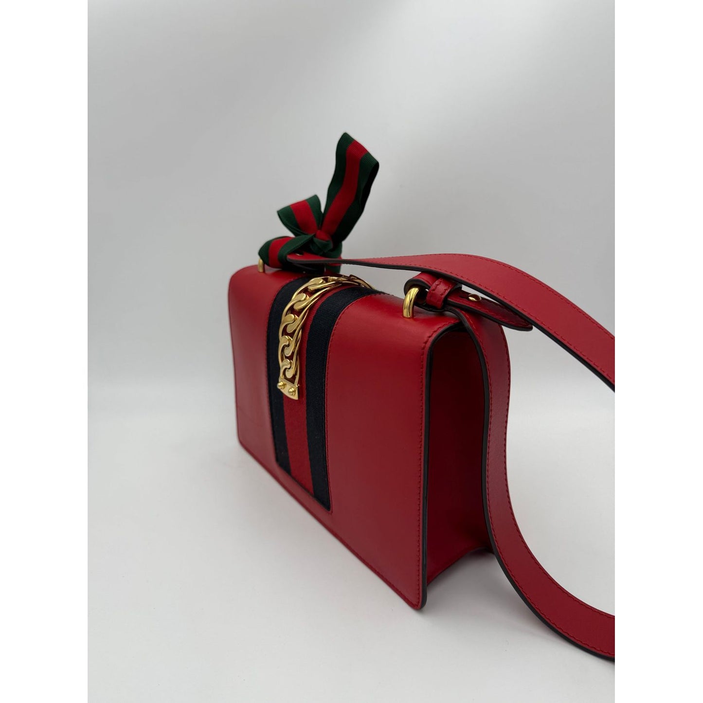 Gucci GUCCI SYLVIE Red Handbag