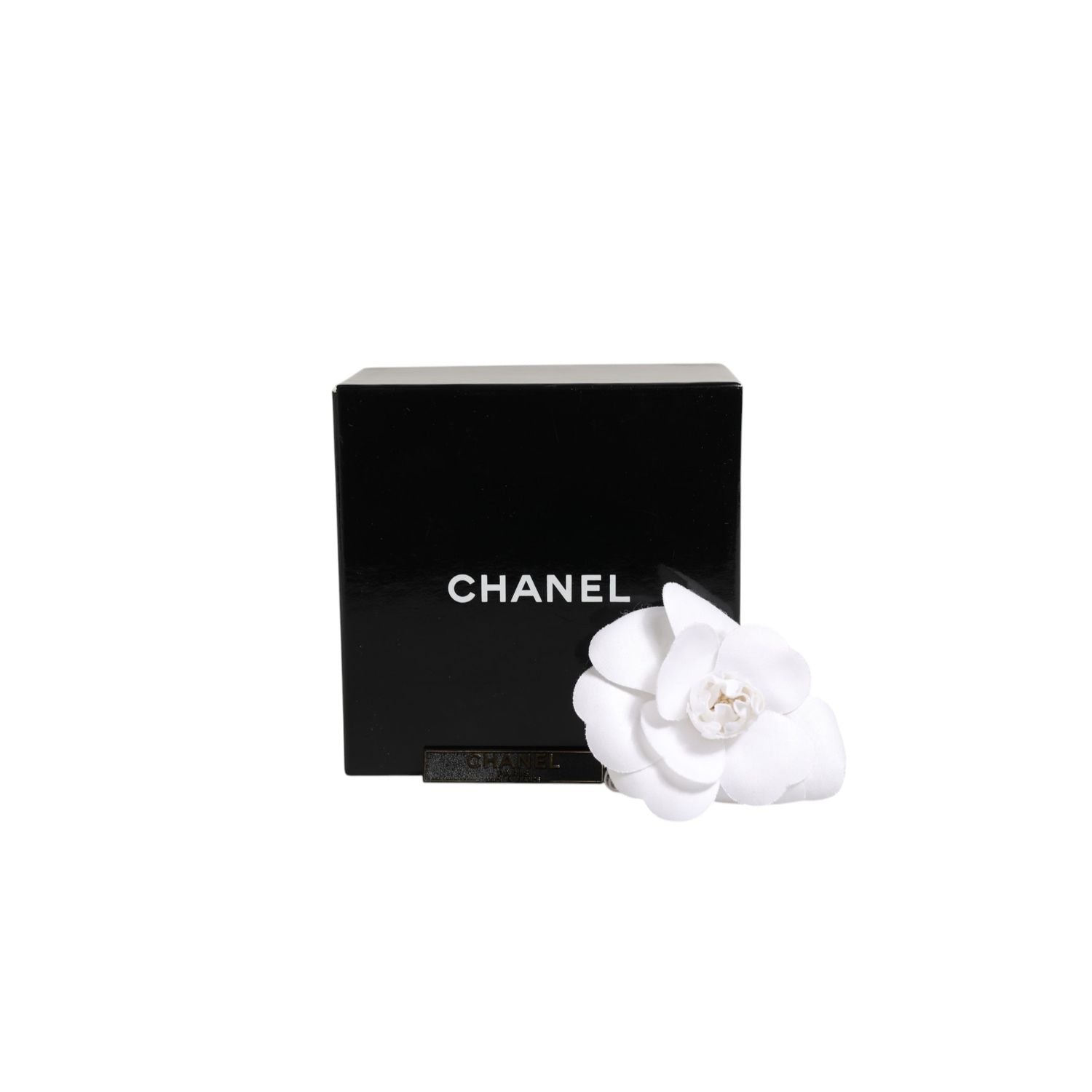 Chanel White flower Brooch