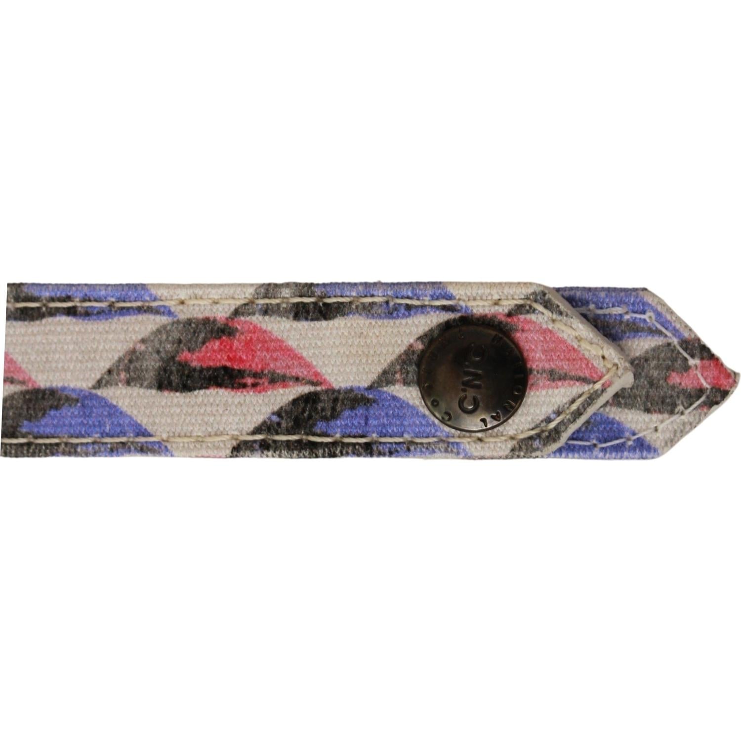 إكسسوار سلسلة مفاتيح ثلاثية الألوان من مجموعة Costume National Chic