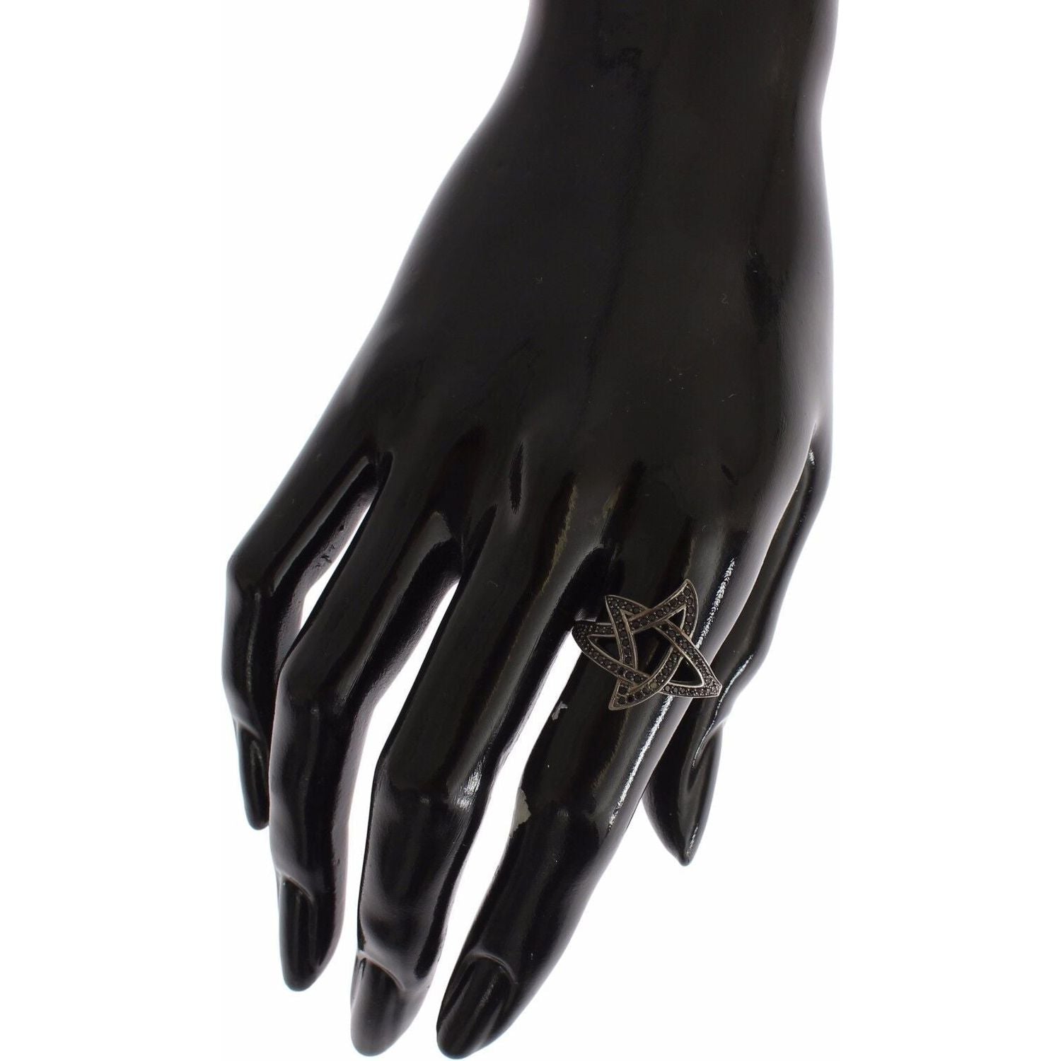 خاتم نيالايا الأنيق المصنوع من الكريستال الأسود والروديوم والفضة