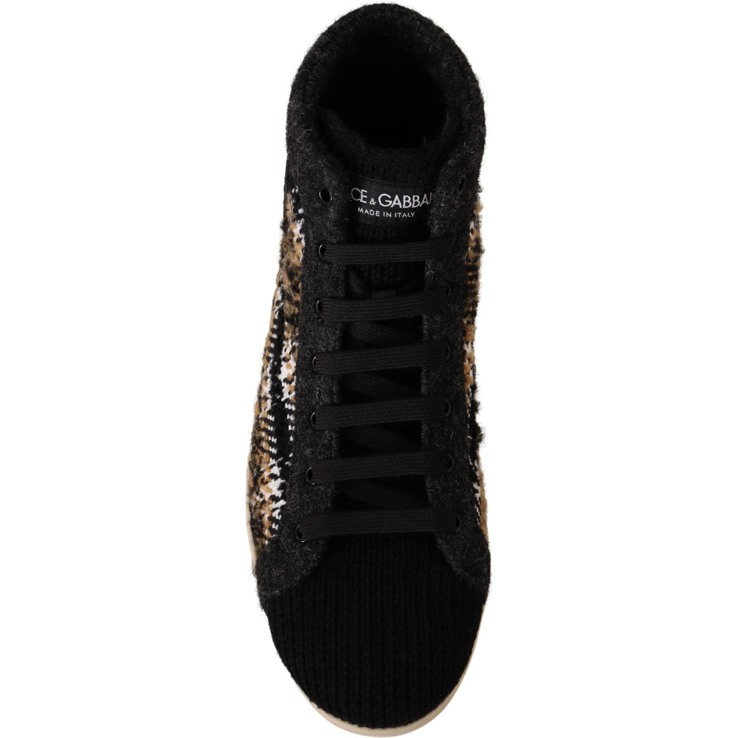 米色高帮时尚运动鞋