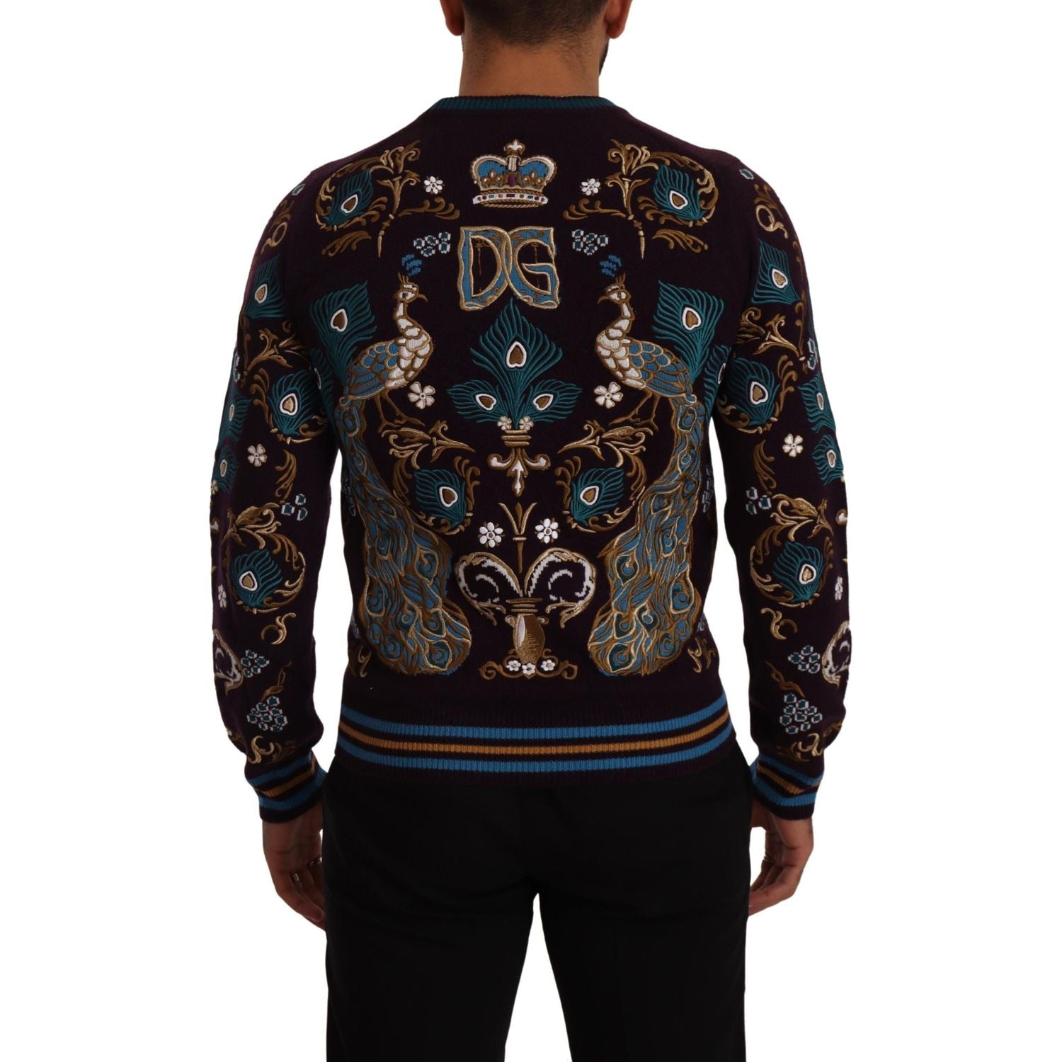 优雅波尔多羊绒圆领毛衣