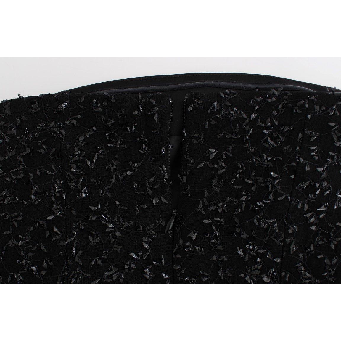 优雅露肩黑色连衣裙