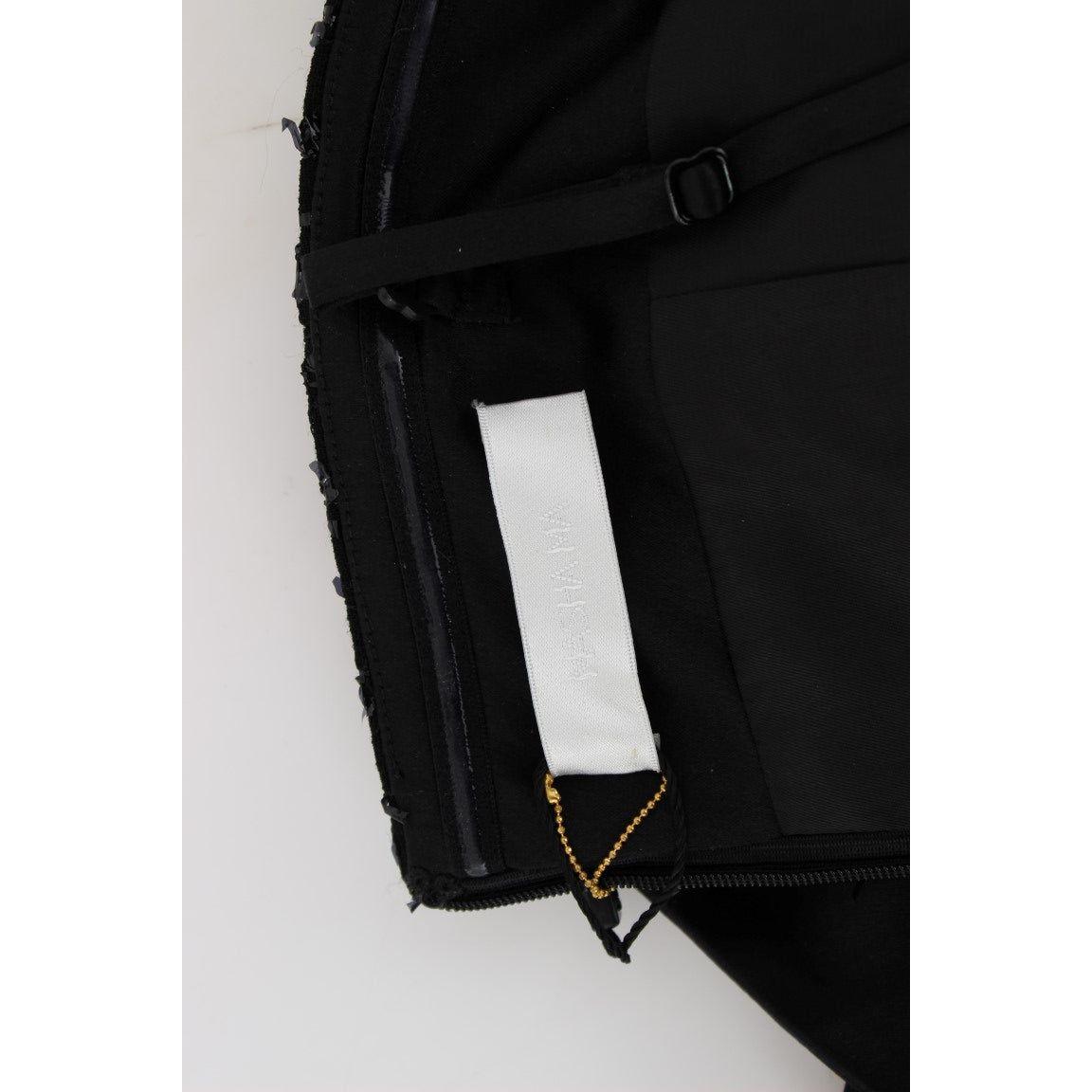 优雅露肩黑色连衣裙