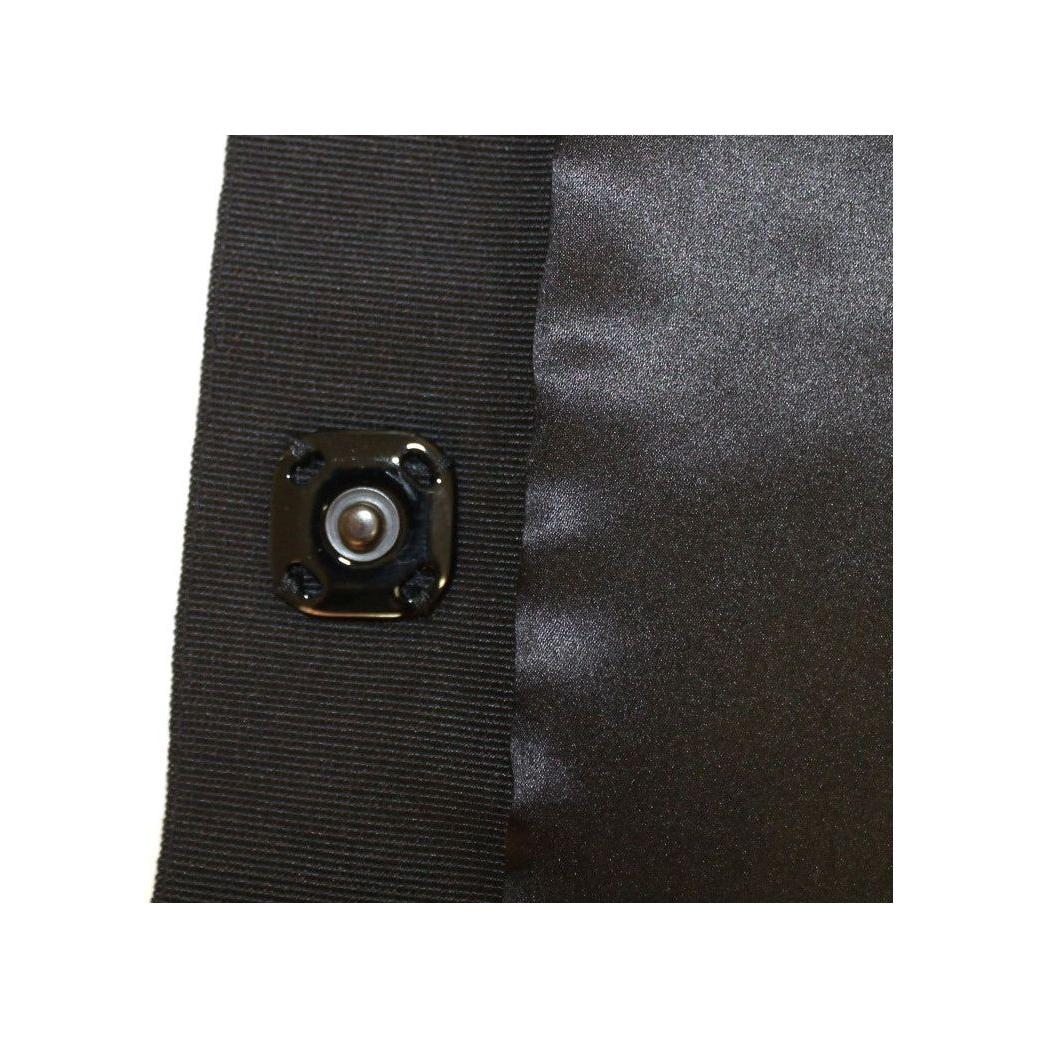 精致的紫色貂皮围巾