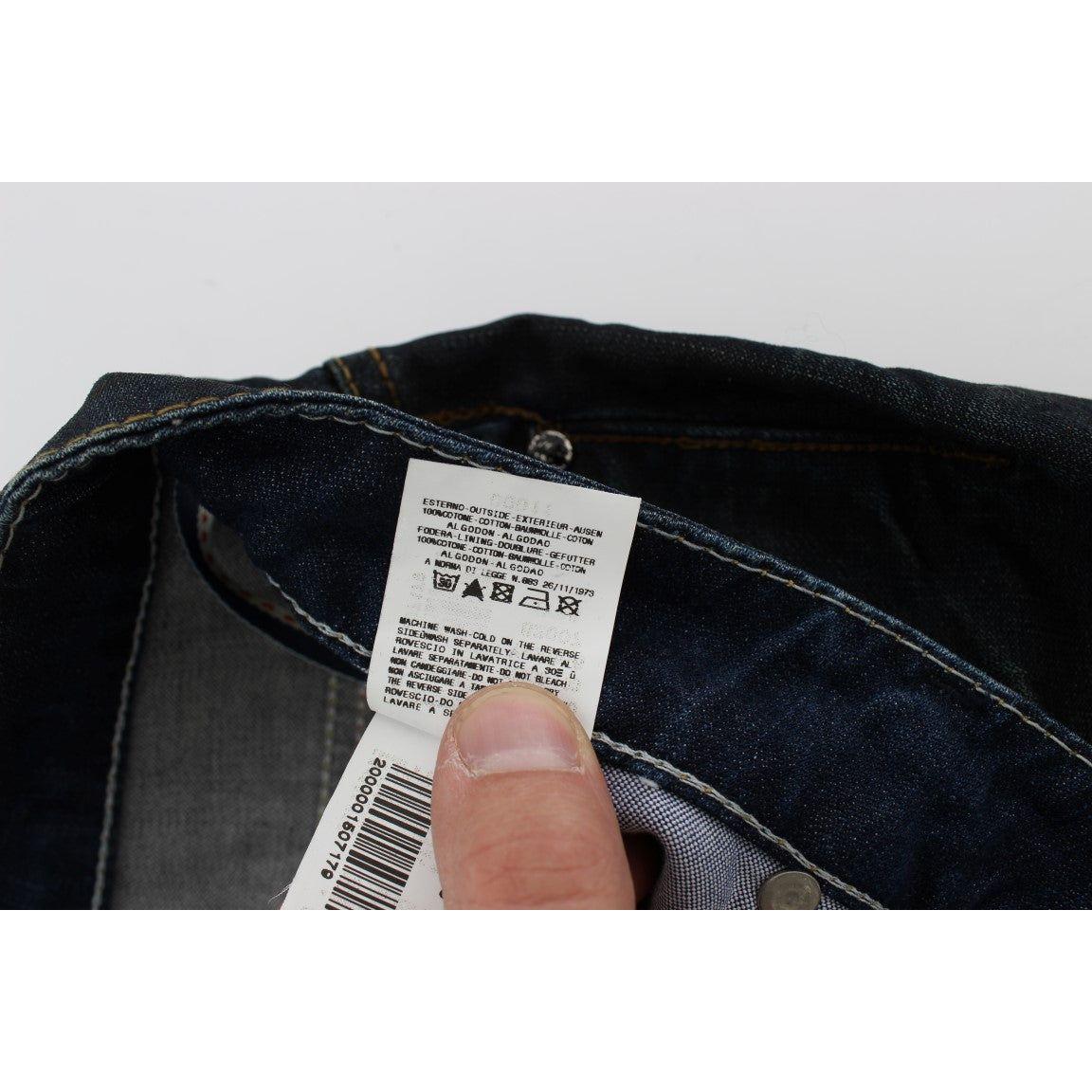 بنطلون جينز أنيق بقصّة مستقيمة باللون الأزرق الداكن من Acht