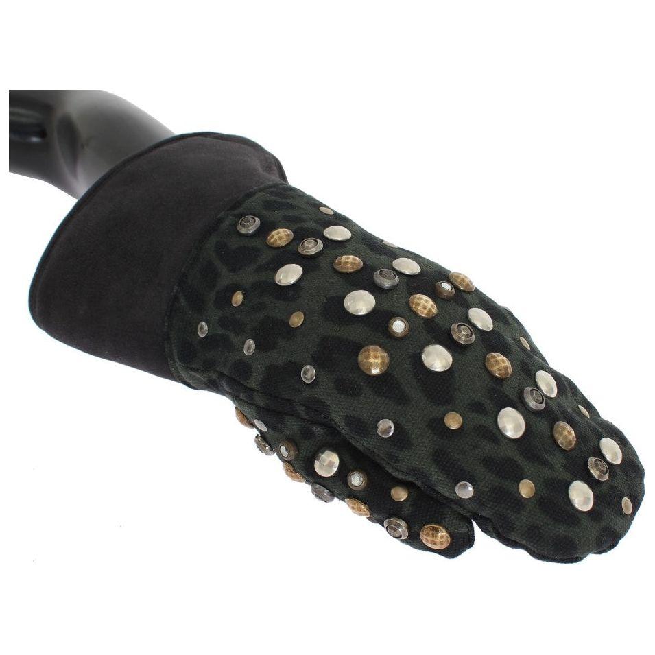 قفازات من الصوف الرمادي المرصعة بالمسامير الأنيقة من دولتشي آند غابانا