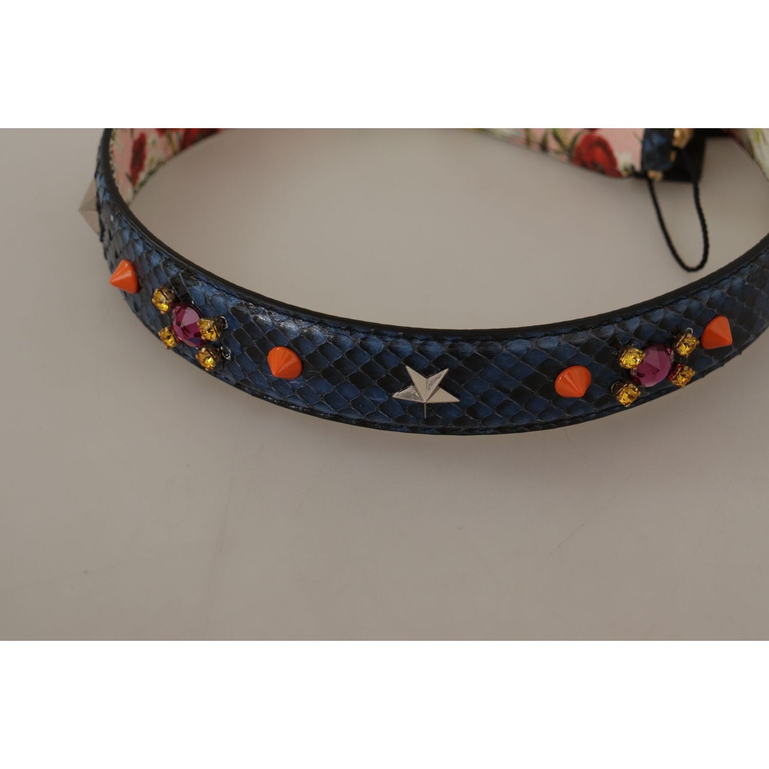 优雅蓝色蟒蛇皮包带