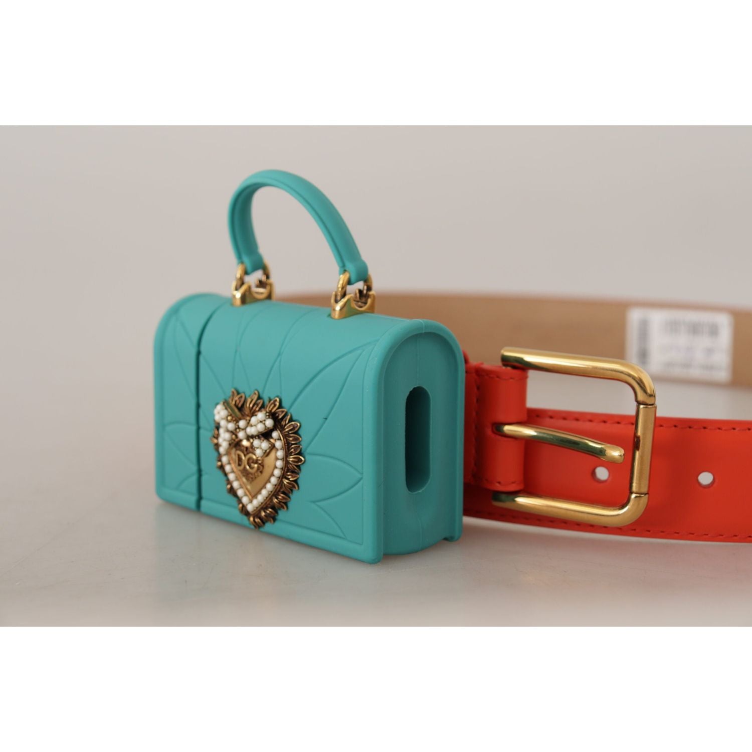 حزام جلدي برتقالي أنيق من دولتشي آند غابانا مع حافظة سماعات رأس