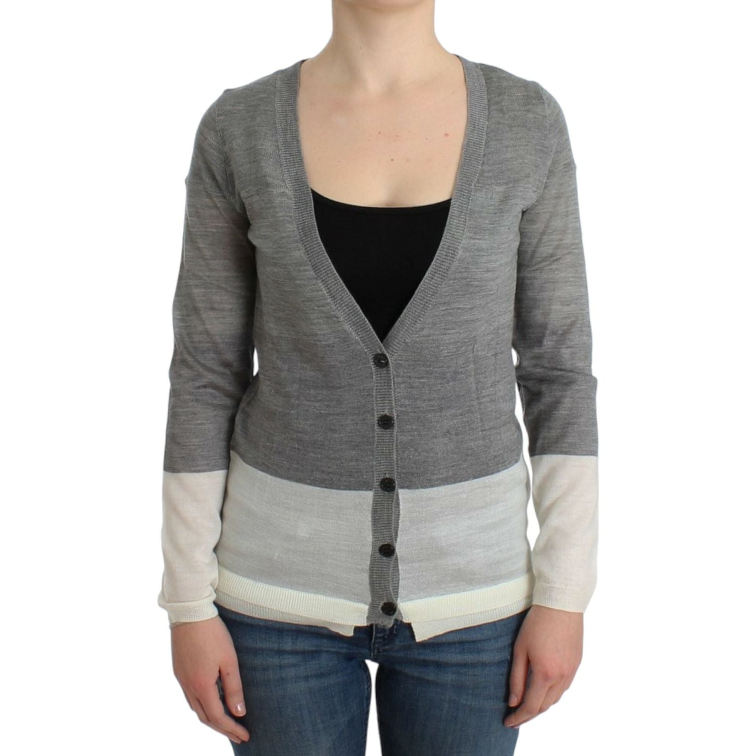 别致的灰色轻质开衫