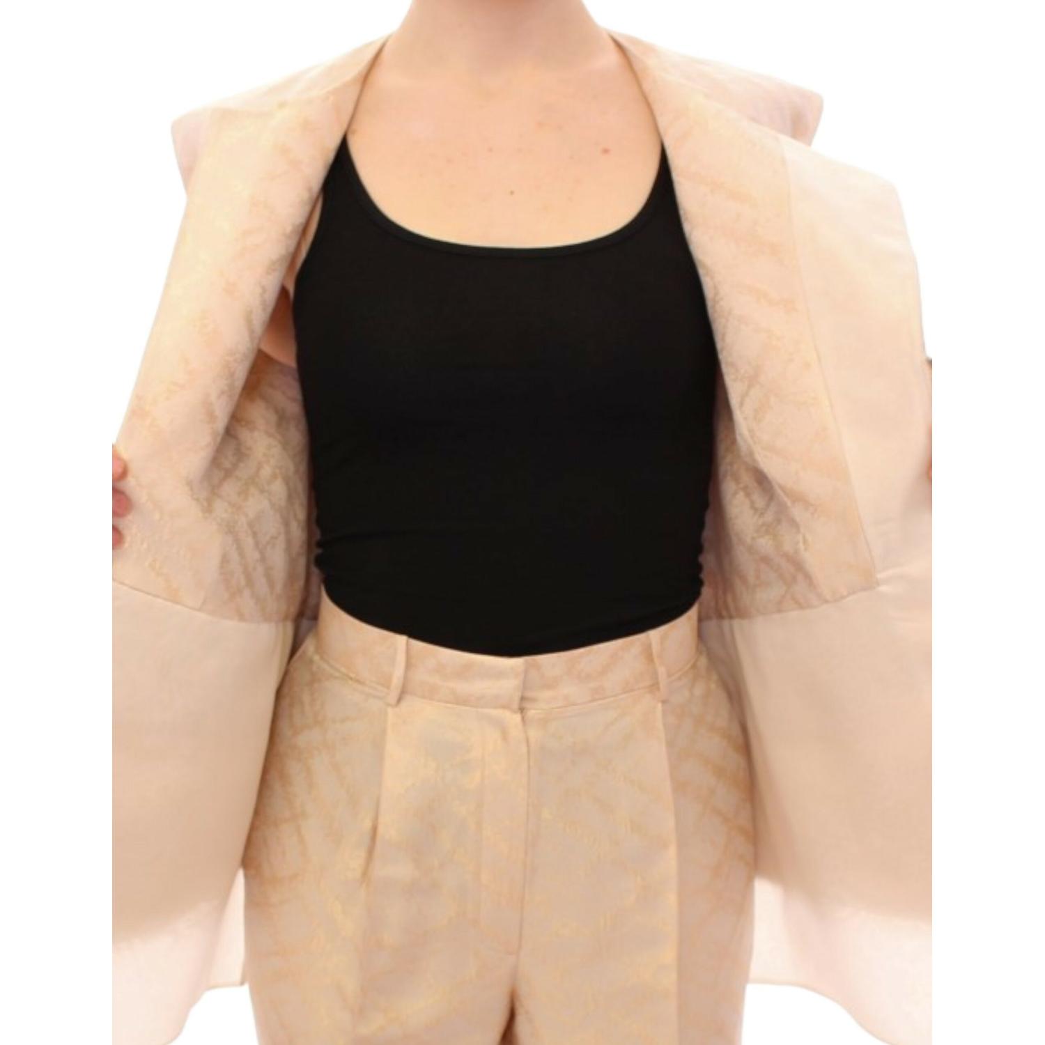 سترة بدون أكمام من Zeyneptosun باللون البيج الرائع