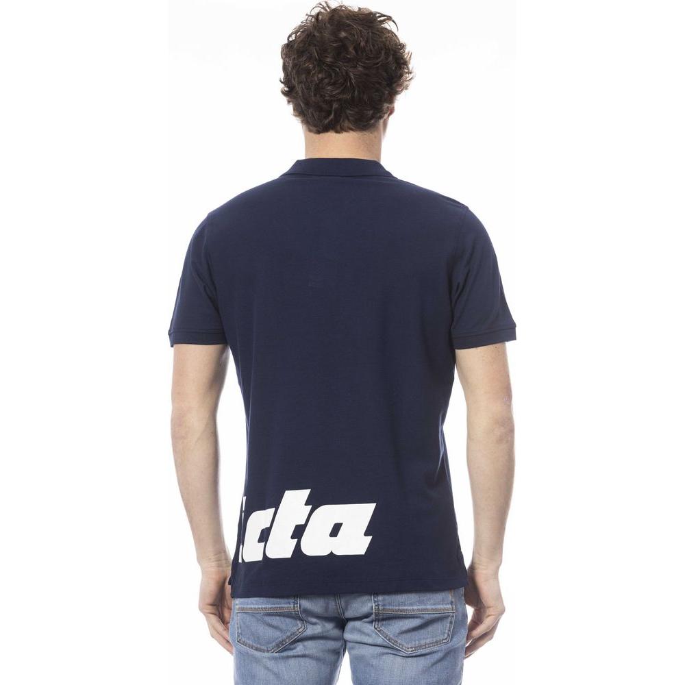 优雅蓝色棉质 Polo 衫，带胸前徽标