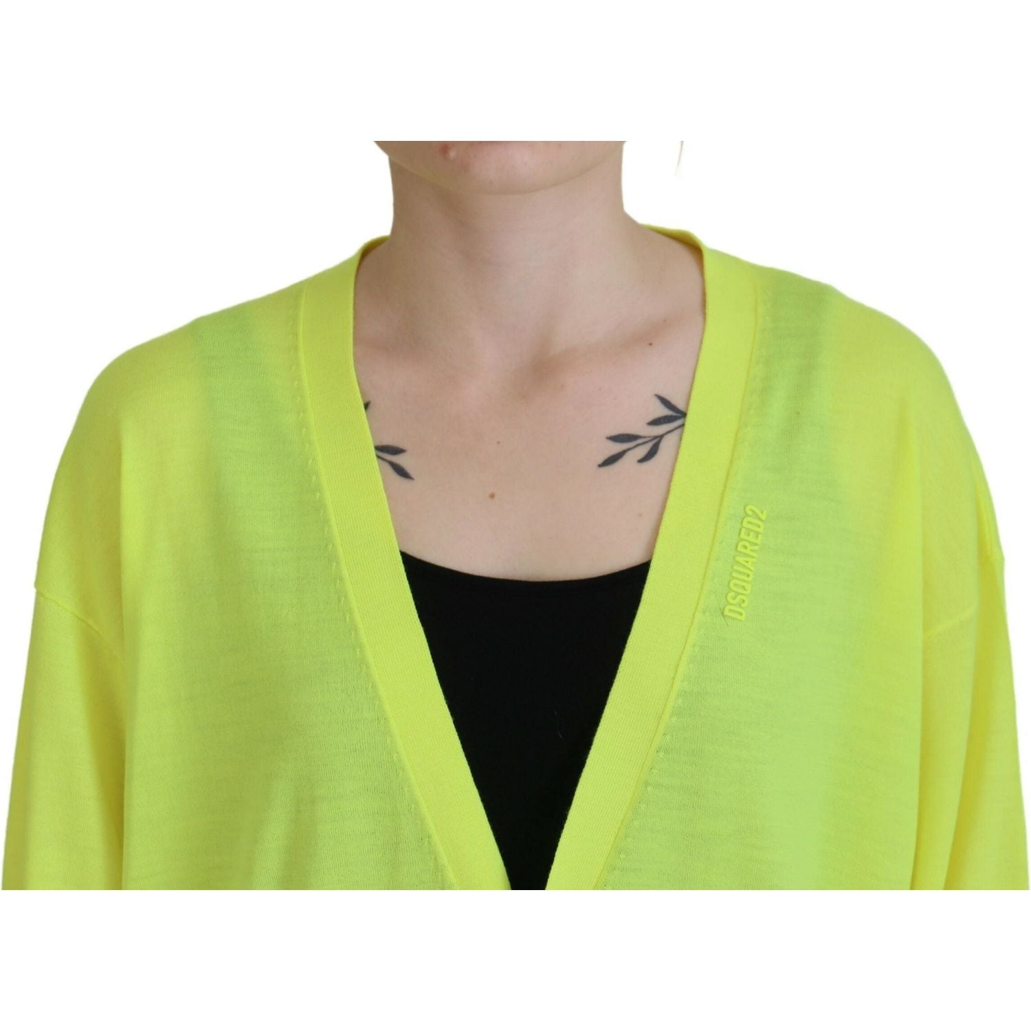 سترة كارديجان محبوكة من الصوف باللون الأصفر من Dsquared²