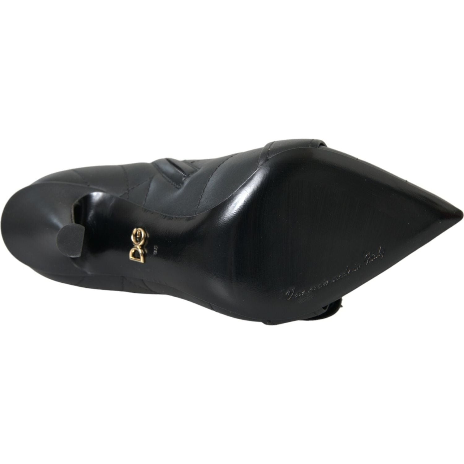 حذاء دولتشي آند غابانا الأسود المبطن والمشبك