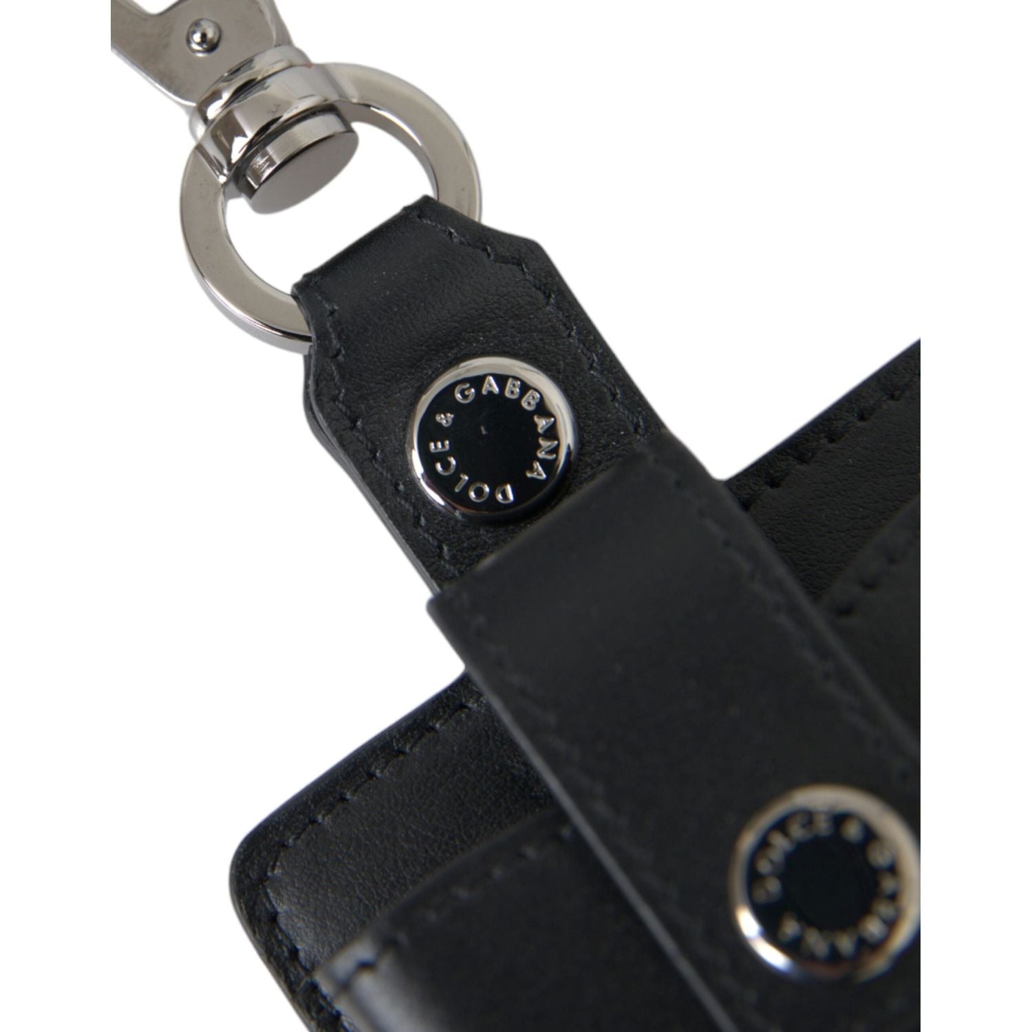 حافظة سماعات Airpods من دولتشي آند غابانا مصنوعة من الجلد الأسود العادي باللون الفضي