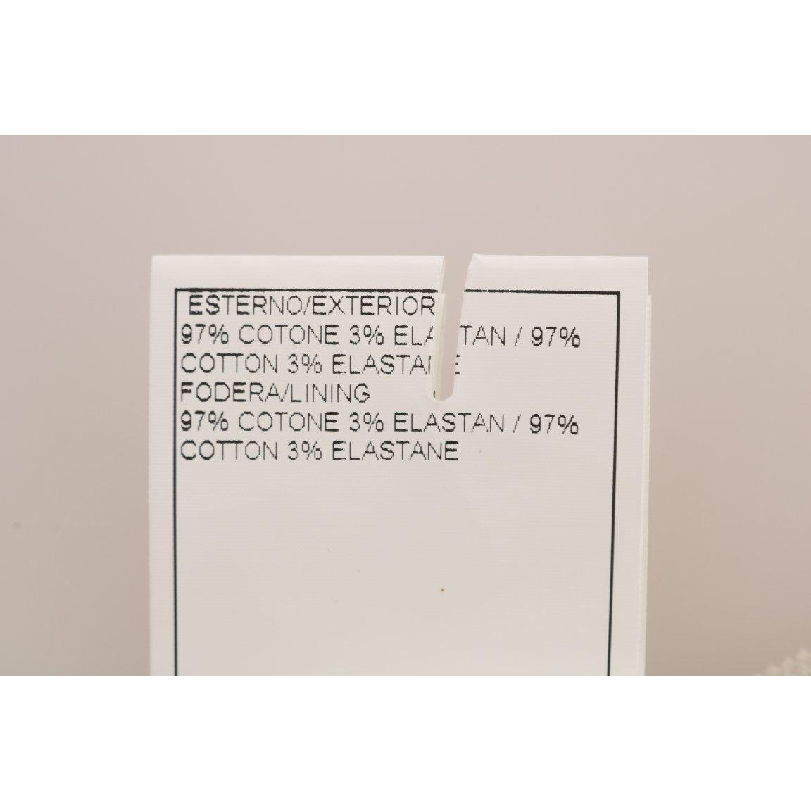 别致的米色灯芯绒紧身修身裤