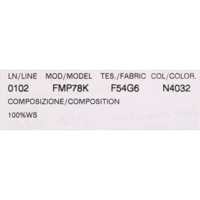 别致的灰色高腰羊绒紧身裤