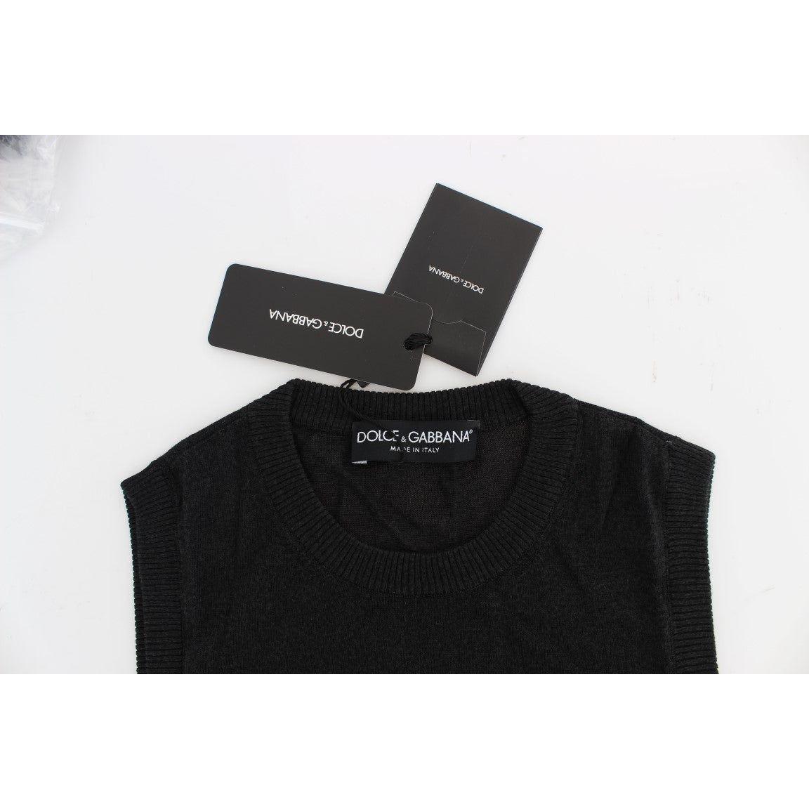 سترة أنيقة بدون أكمام باللون الأسود من دولتشي آند غابانا