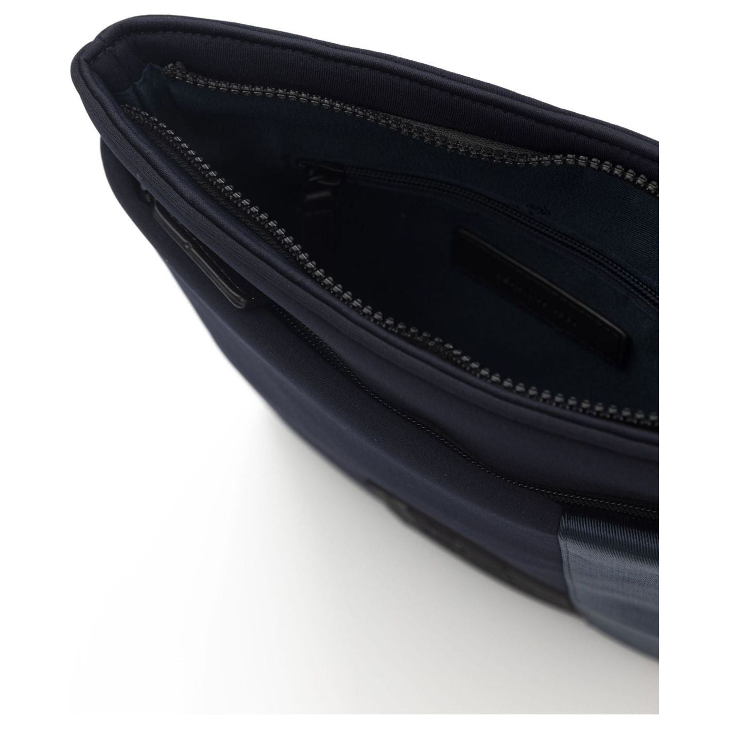 حقائب كروس بودي من شيروتي 1881 