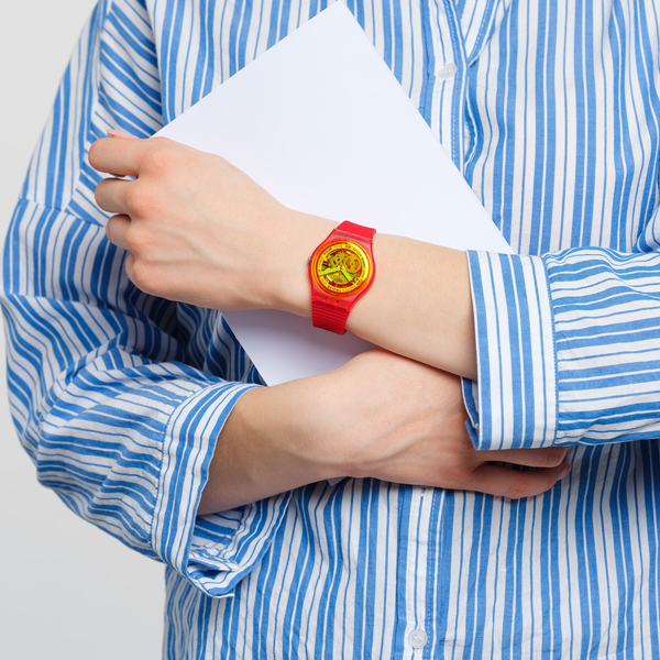 SWATCH Mod. RETRO-ROSSO READY STOCKED WATCHES,Wristwatch